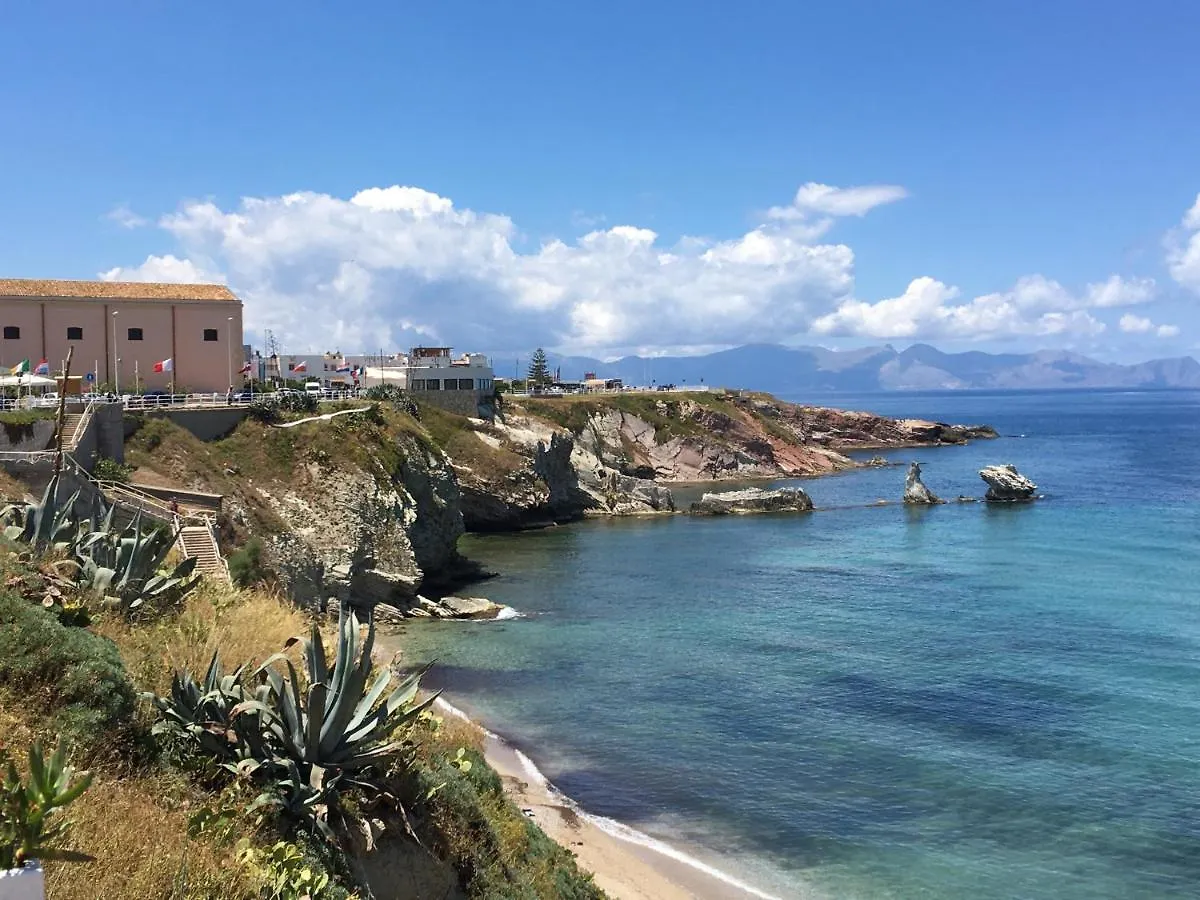 Apart-hotel Terrasini 2000 Case Vacanza