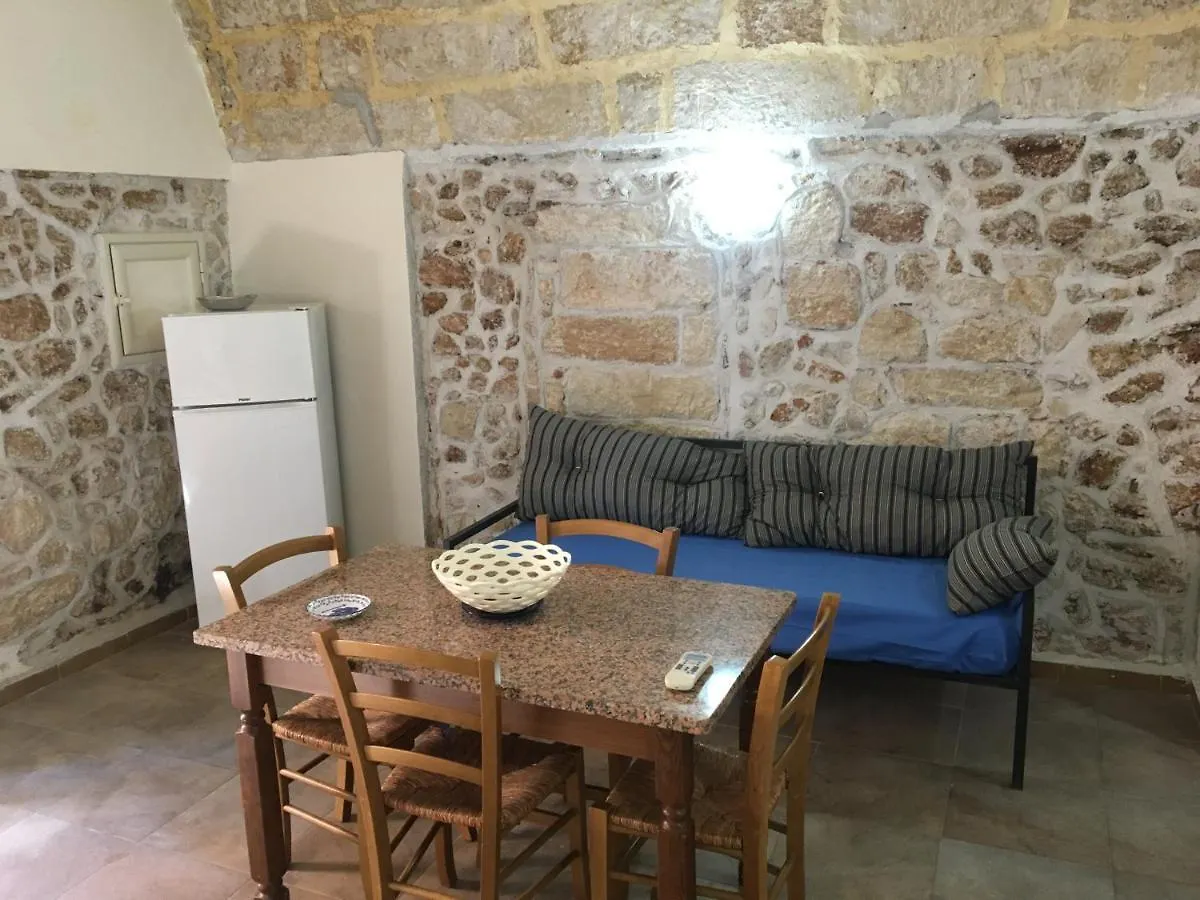 Terrasini 2000 Case Vacanza 2*,  Italia