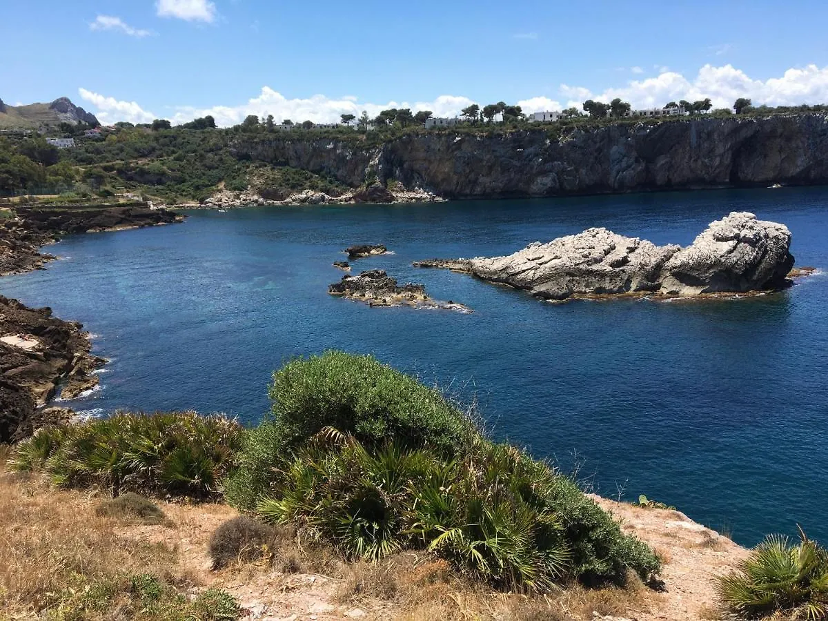 Terrasini 2000 Case Vacanza 2*,  Italia