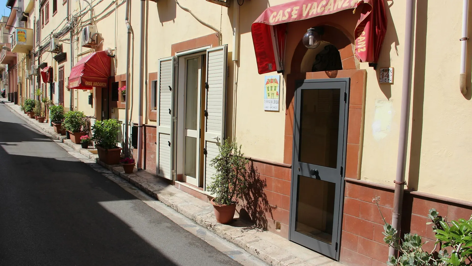 ** Apartahotel Terrasini 2000 Case Vacanza Italia